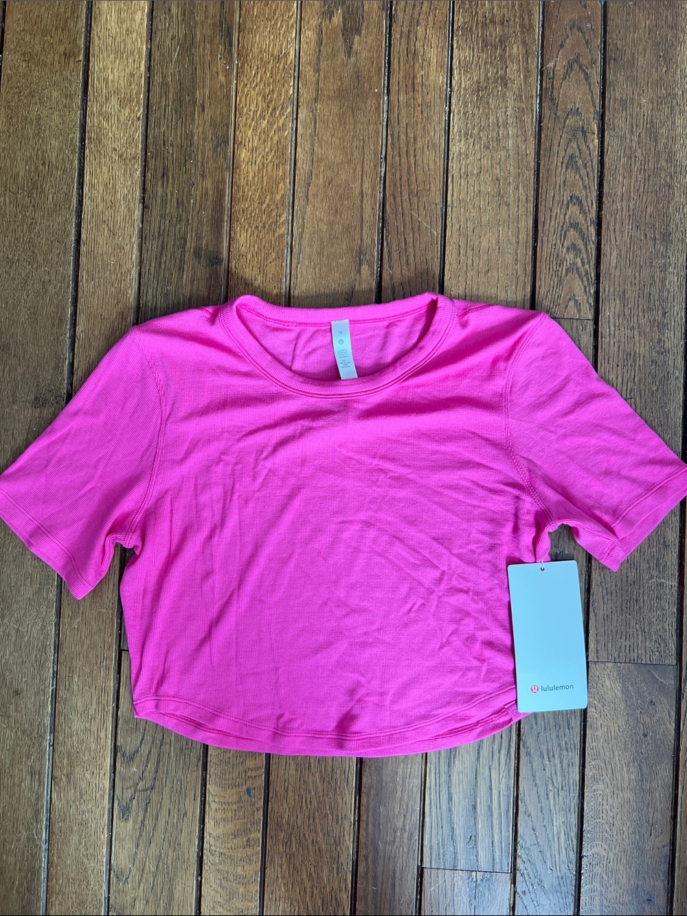 Lululemon Sonic Pink Hold Tight Cropped Short Sleeve T-Shirt Size 10 NWT